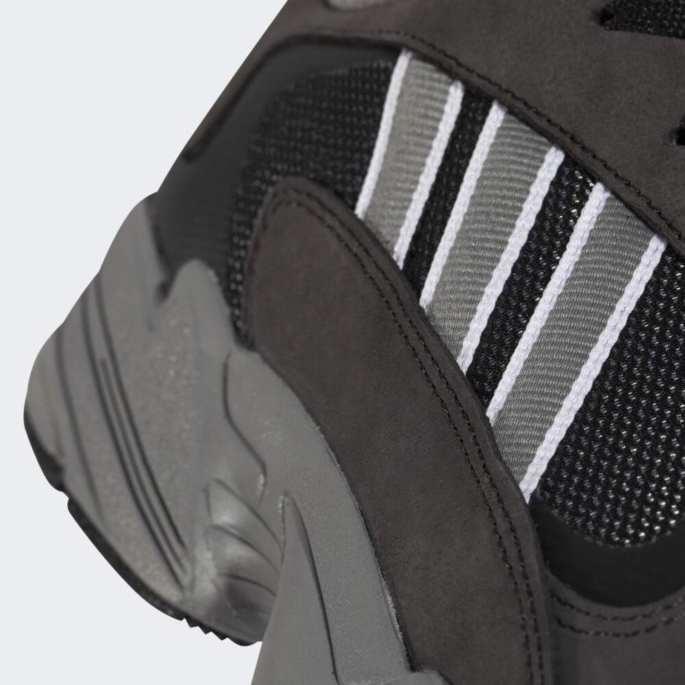 Чоловічі кросівки Adidas Yung-1 FV9142_image_4