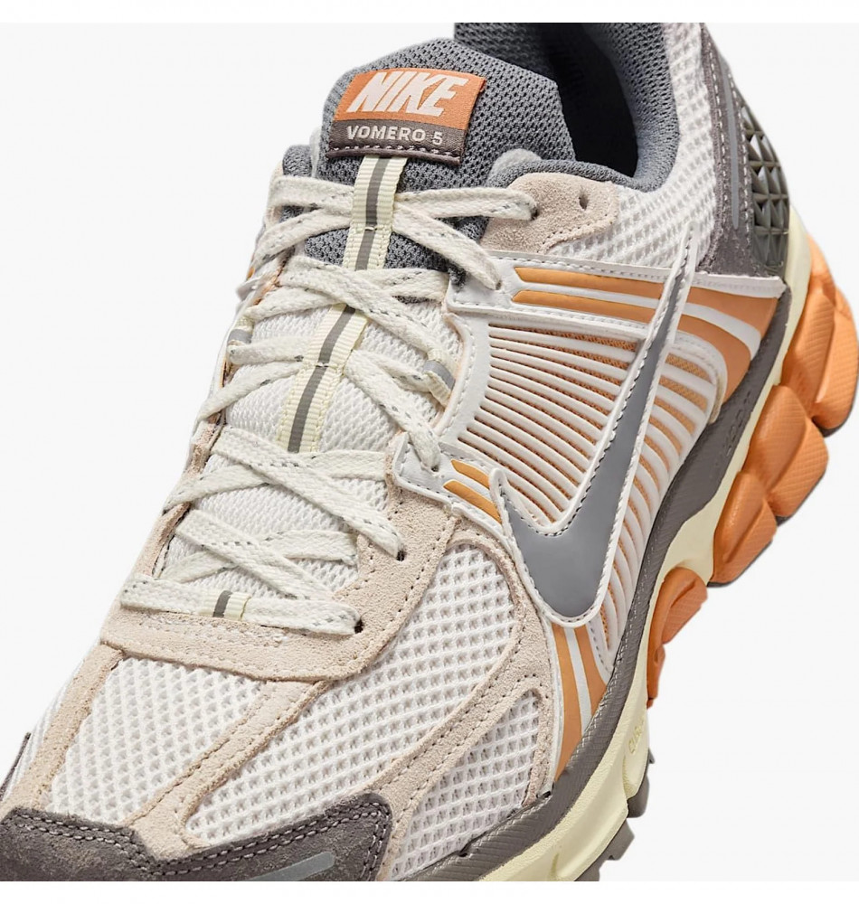 Кросівки чоловічі Nike Zoom Vomero 5 IB7469-030_image_3