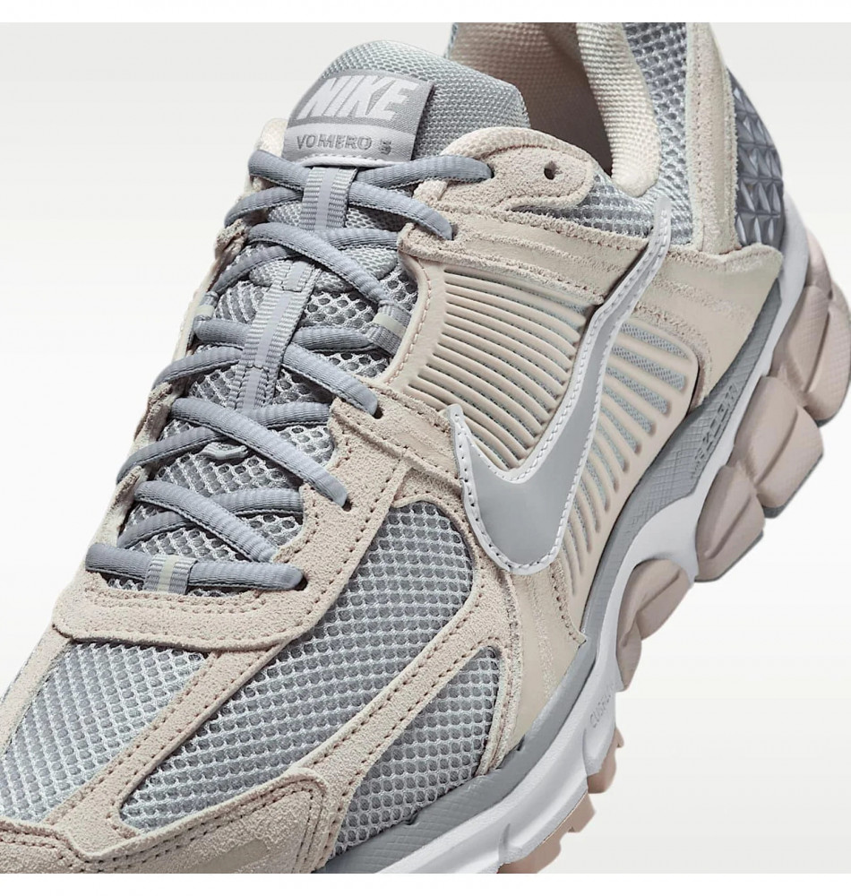 Кросівки унісекс Nike Zoom Vomero 5 HF1553-101_image_6