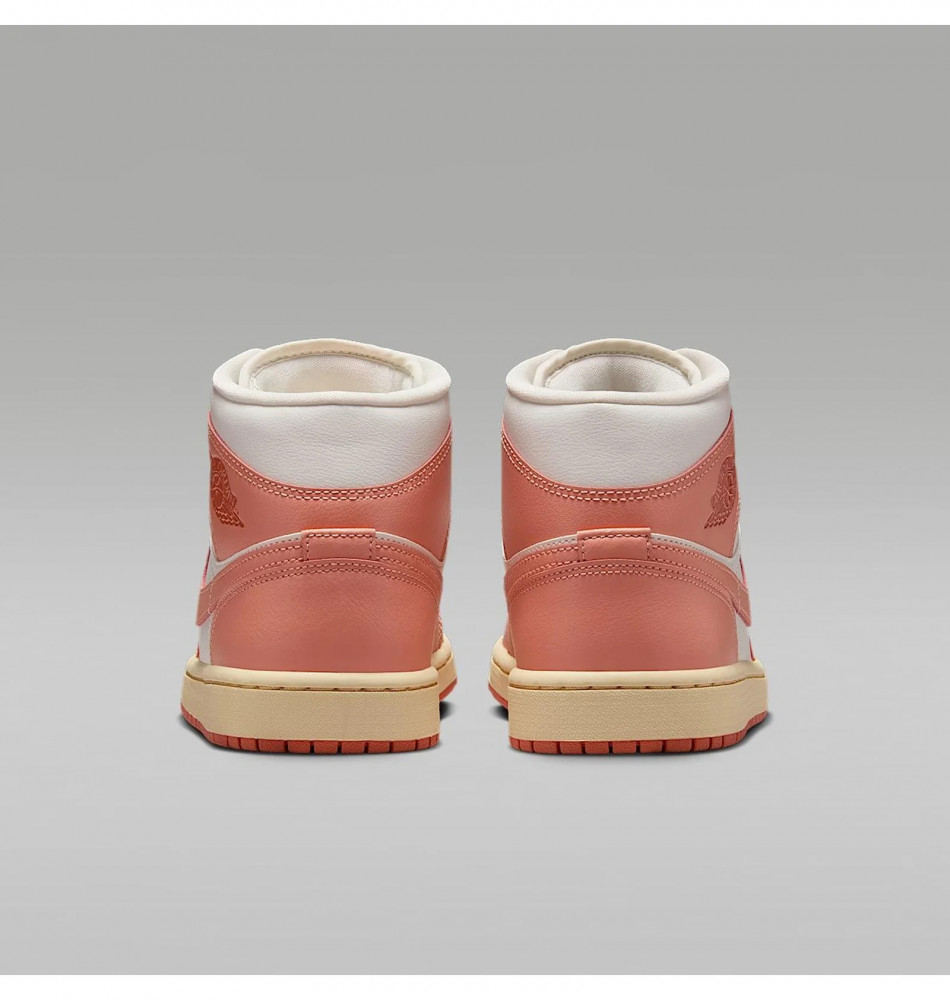 Женские кроссовки Nike Air Jordan 1 Mid Triple BQ6472-180_image_8