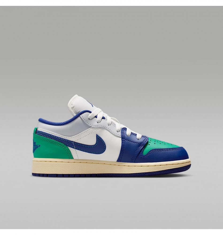 Кросівки підліткові Air Jordan 1 Low 553560-147_image_1