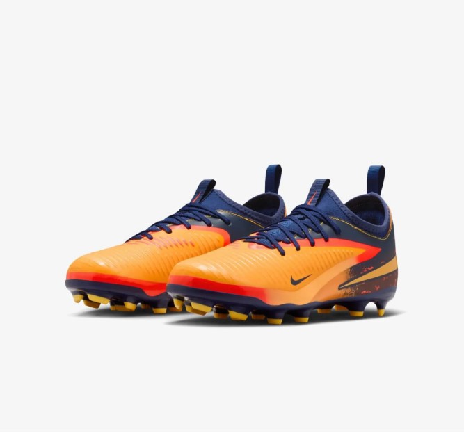 Дитячі бутси Nike Phantom 6 Academy MG/FG HQ2032-800_image_4