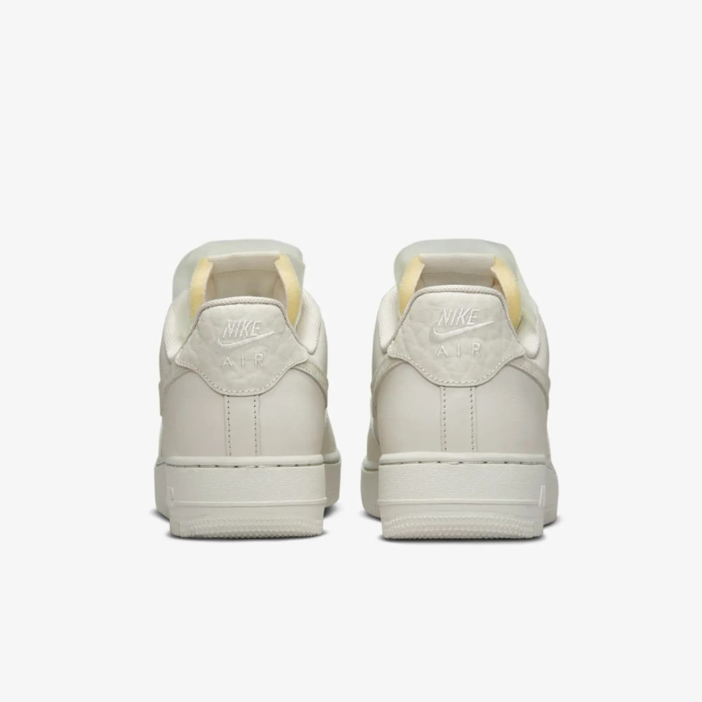 Жіночі кросівки Nike Air Force 1 Lo Prm DN5463-001_image_9