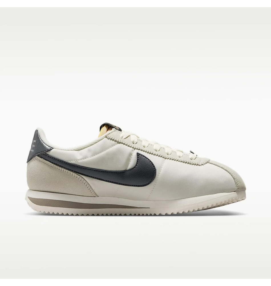 Жіночі кросівки Nike Wmns Cortez IU7556-030_image_1