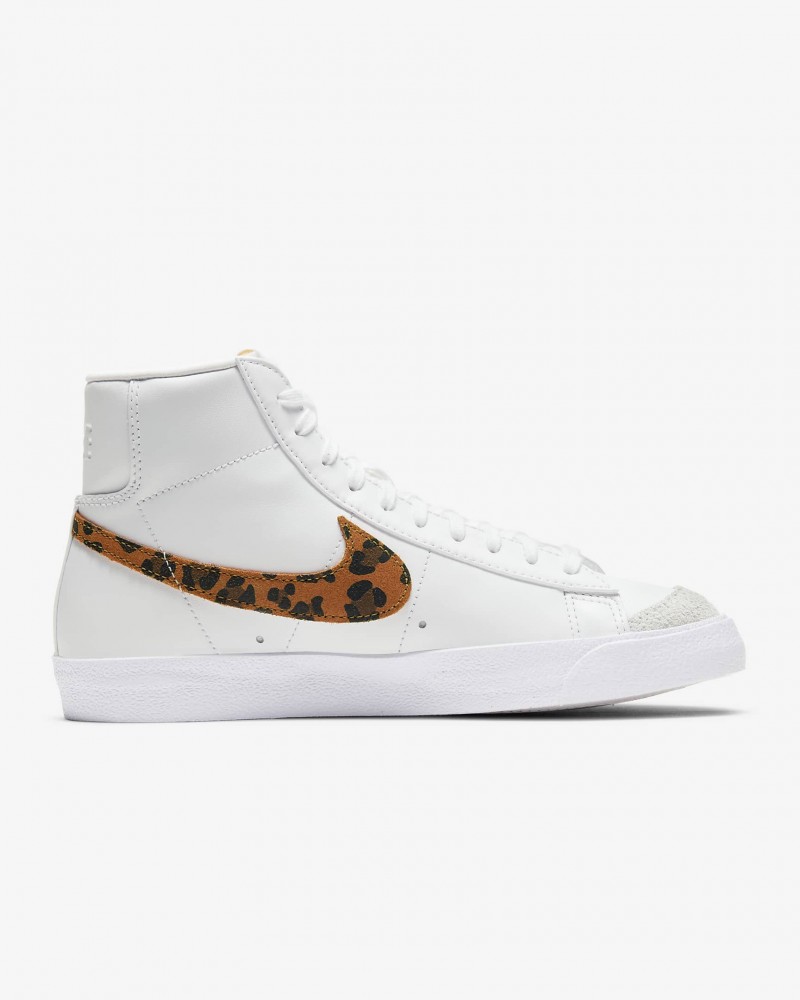 Женские кроссовки Nike Blazer Mid '77 SE DA8736-101_image_1
