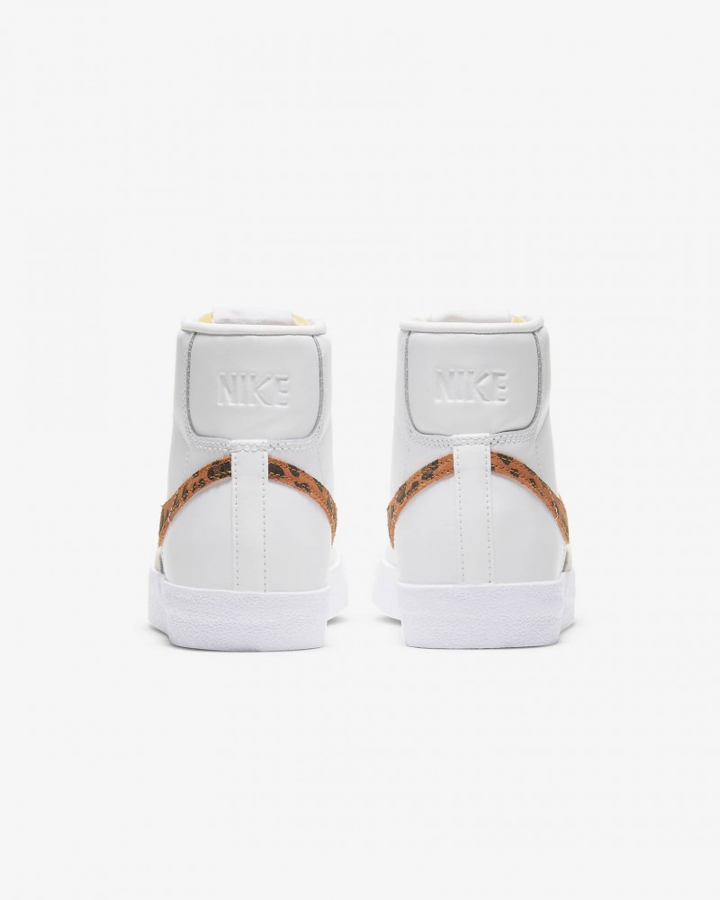 Женские кроссовки Nike Blazer Mid '77 SE DA8736-101_image_3