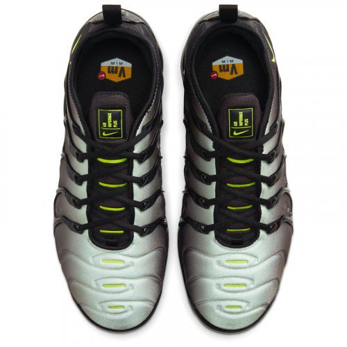Чоловічі кросівки Nike Air Vapormax Plus CW7478-001_image_3