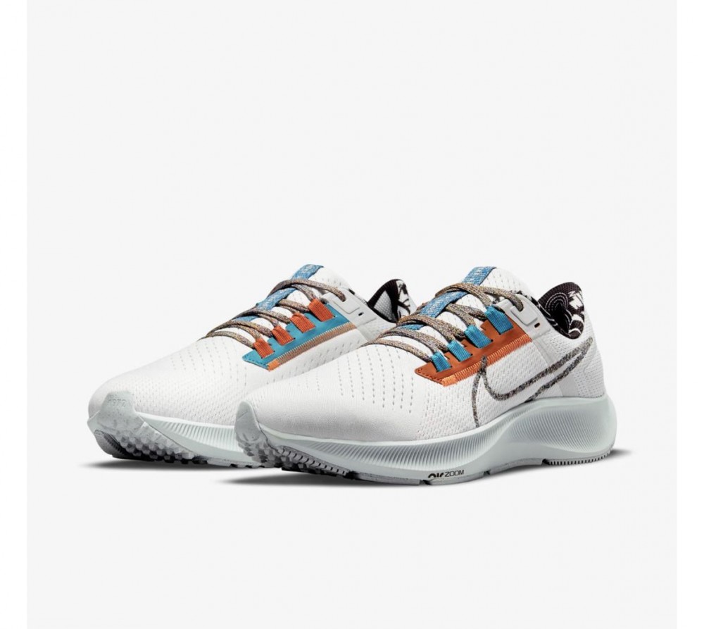 Чоловічі кросівки Nike Air Zoom Pegasus 38 DC4520-100_image_3