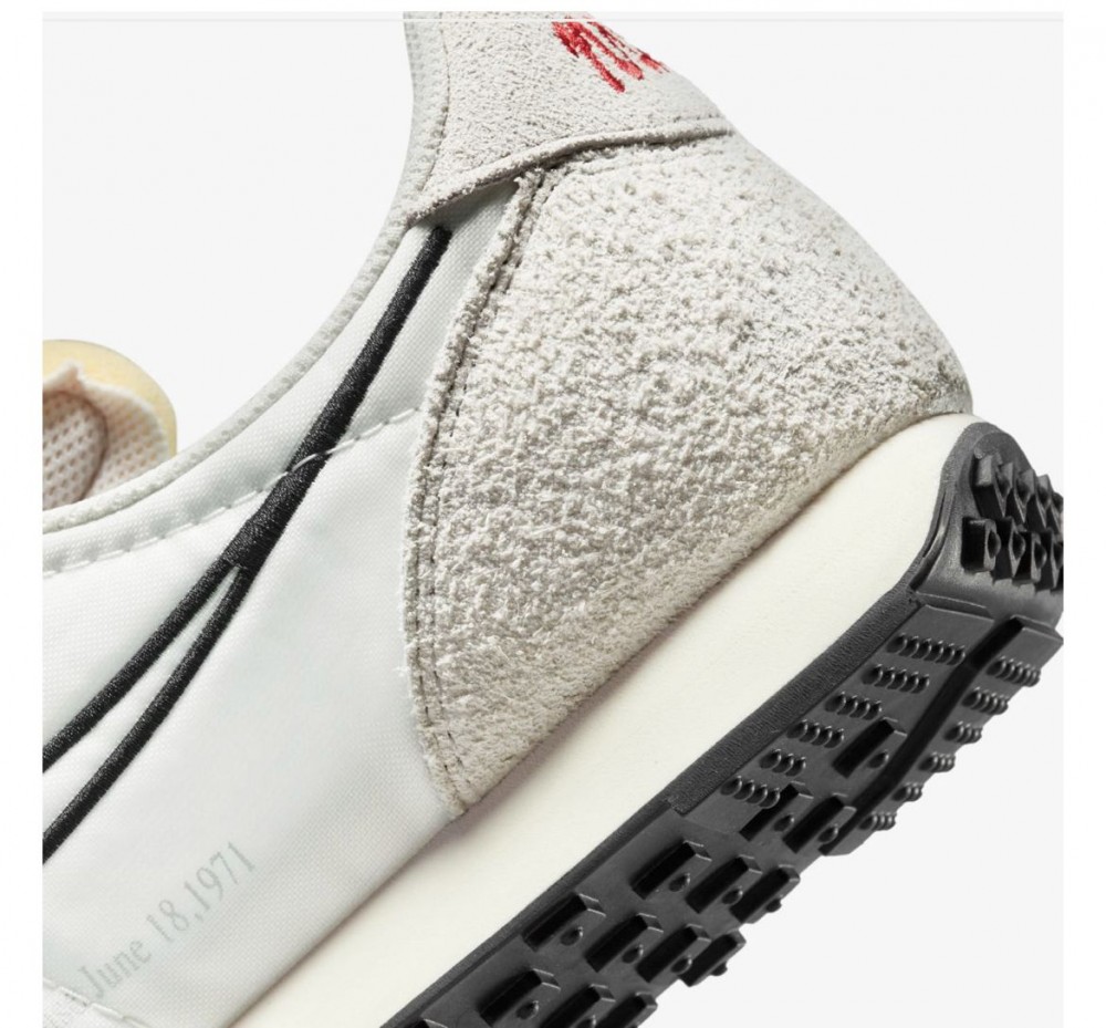 Кросівки Nike Waffle Trainer 2 DH4390-100_image_4