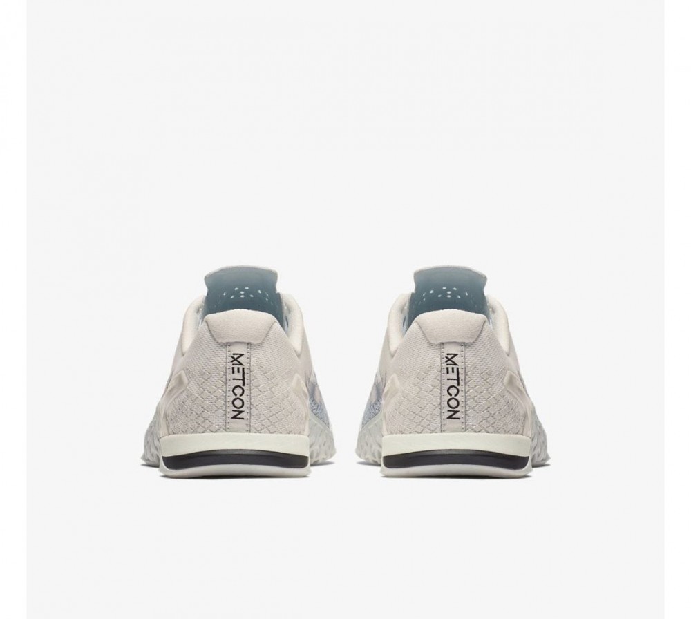 Кросівки для тренувань Nike WMNS METCON 4 XD MTLC AV2252-400_image_4