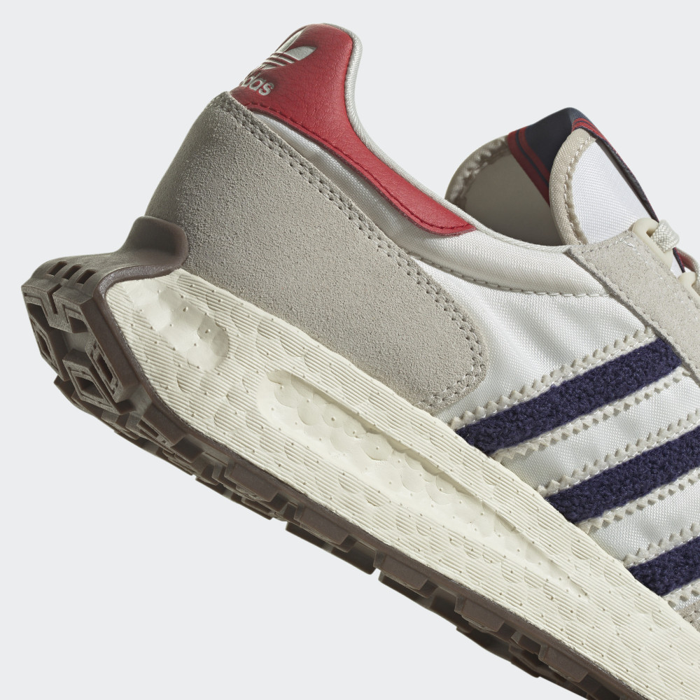 Кросівки Adidas Retropy E5 Shoes Beige HQ8528_image_3