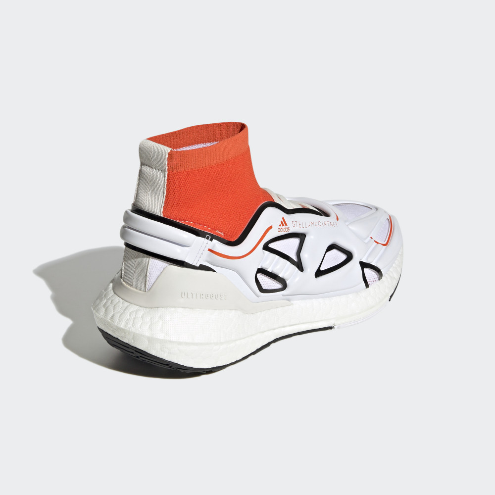 Кроссовки для бега adidas by Stella McCartney Ultraboost 22 GY6111_image_4
