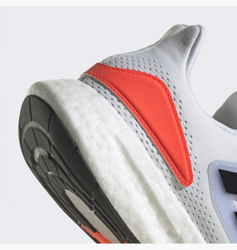 Кросівки Adidas Pureboost 22 Hq8589_image_4