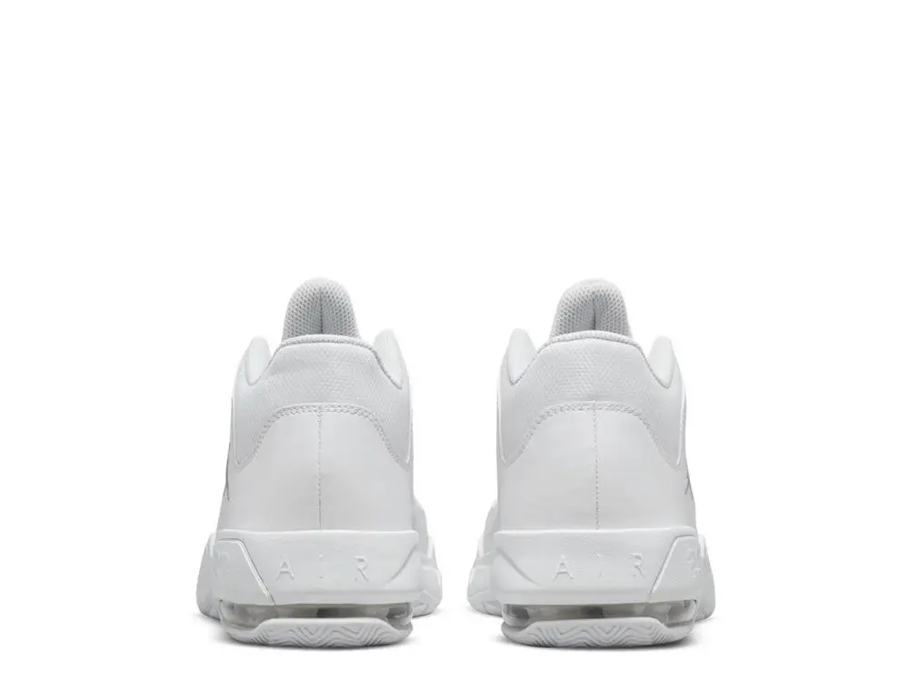 Кросівки чоловічі Nike Jordan Max Aura 3 CZ4167-110_image_3