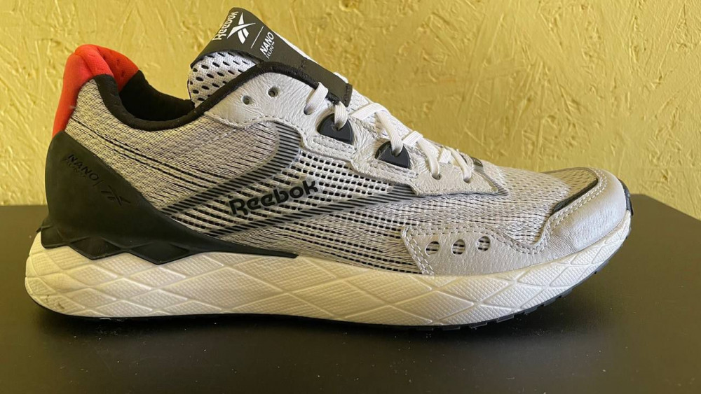Жіночі кросівки Reebok Nano Run EH3220_image_1