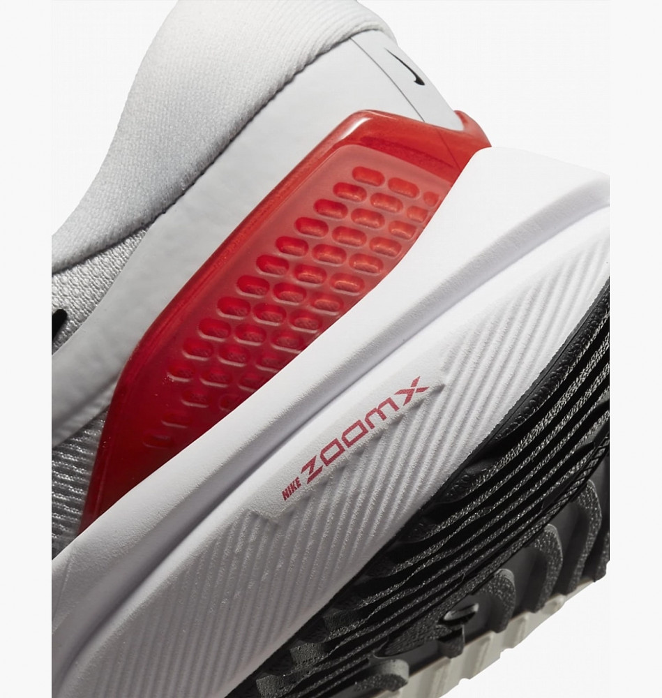 Кросівки Nike Air Zoom Vomero 16 DA7245-011_image_5