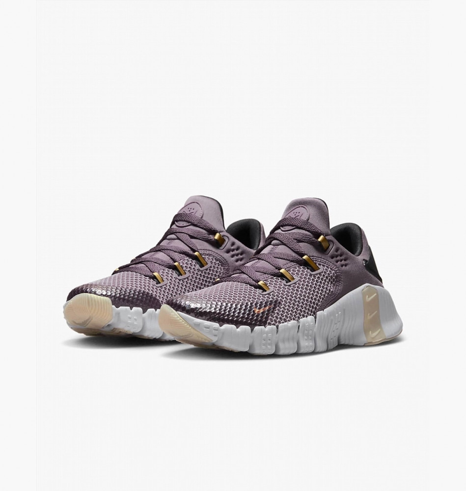 Кросівки жіночі Nike Free Metcon 4 Premium DQ4678-500_image_3