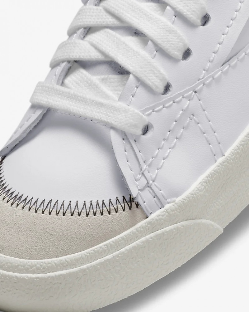Кросівки Nike Blazer Low 77 Jumbo DN2158-101_image_3