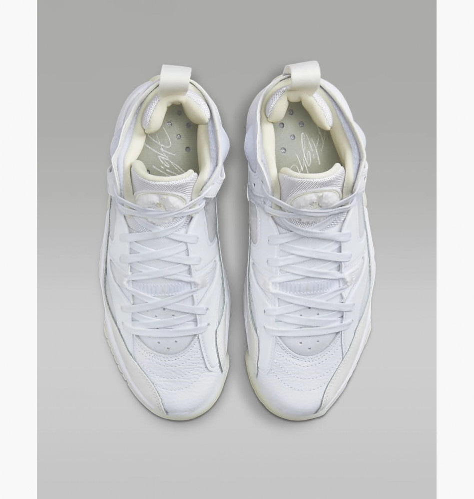 Кросівки Jordan Jumpman Two Trey DR9631-100_image_4