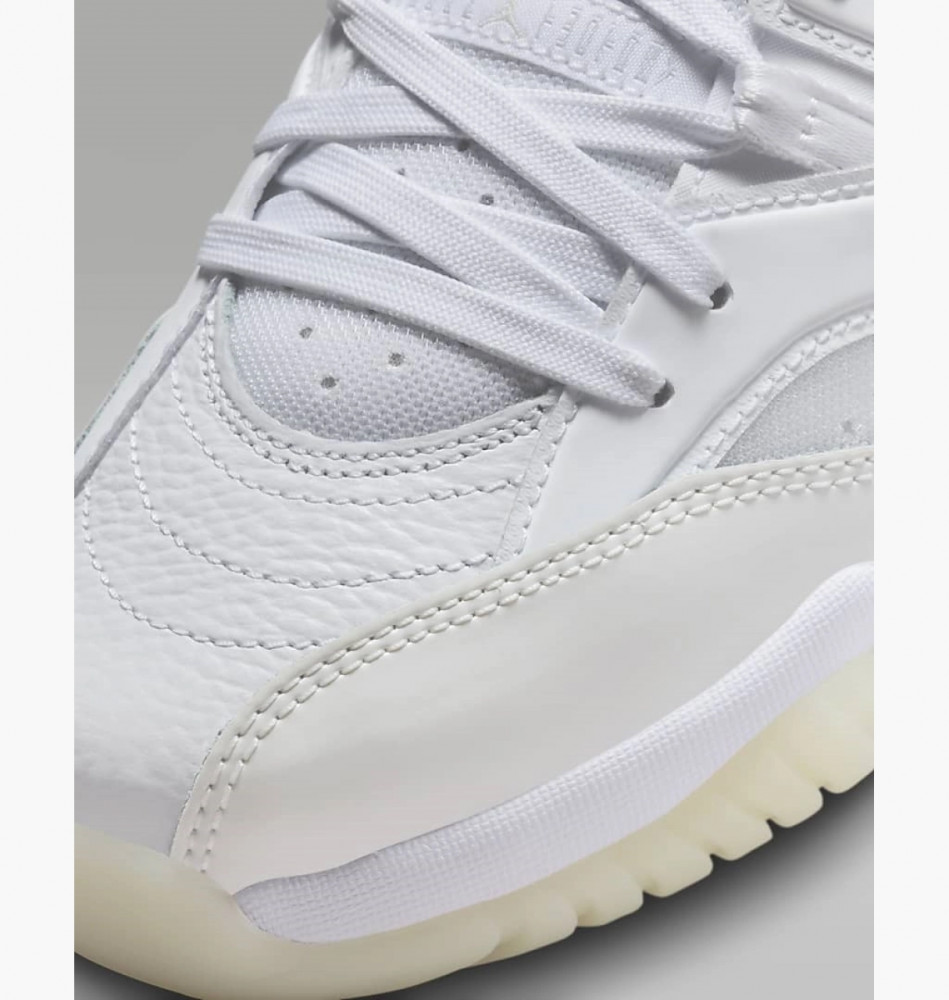Кросівки Jordan Jumpman Two Trey DR9631-100_image_7