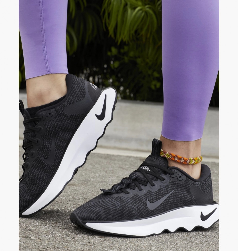 Кросівки Nike Motiva Walking DV1238-001_image_5