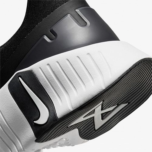 Чоловічі кросівки Nike Free Metcon 5 DV3949-001_image_6