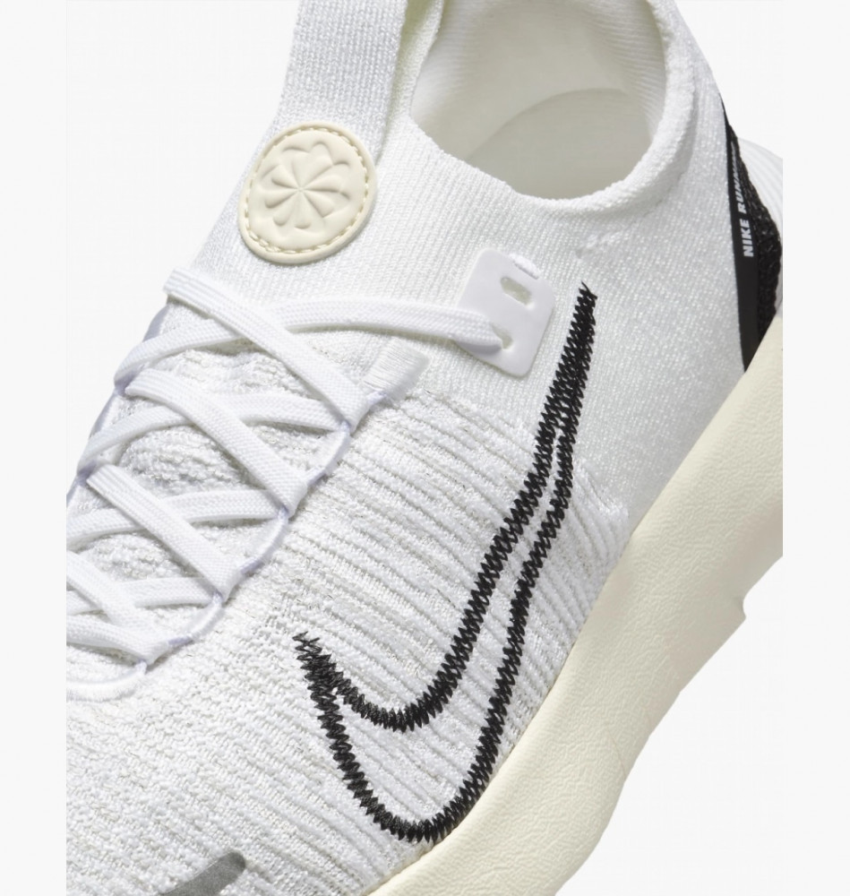 Кросівки Nike Free Run Nn DX6482-100_image_4