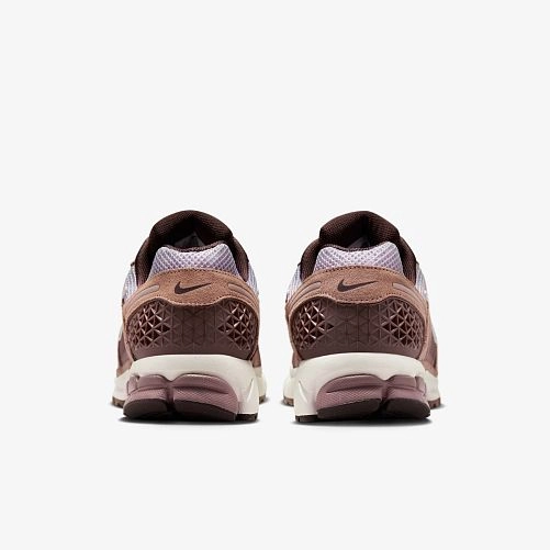 Кросівки унісекс Nike Zoom Vomero 5 HF1553-200_image_4