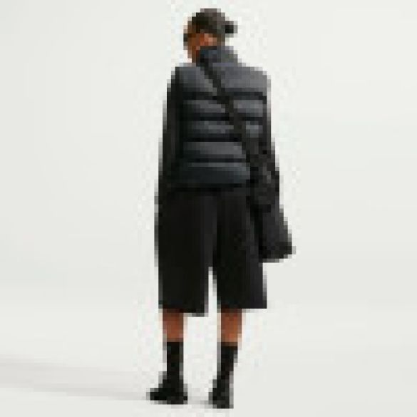 Женская жилетка Nike Therma-Fit Synthetic Classic Vest IF5929-010_image_2