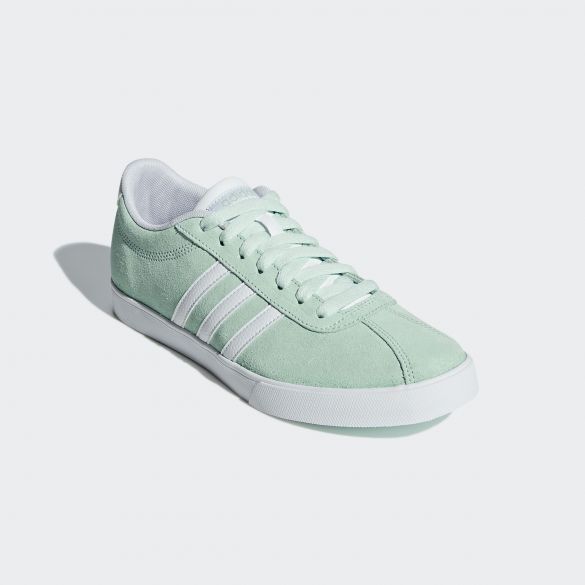 Женские кроссовки Adidas Courtset F35769