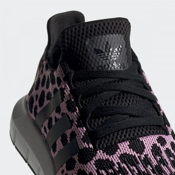 Жіночі кросівки Adidas Swift Run CG6142_image_7