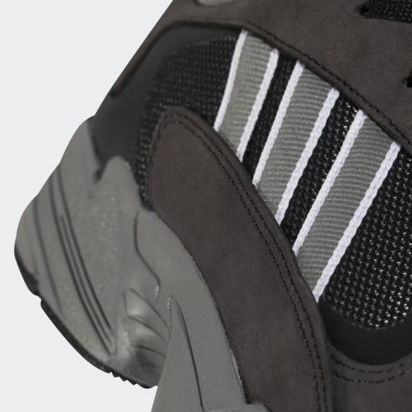 Чоловічі кросівки Adidas Yung-1 FV9142_image_4