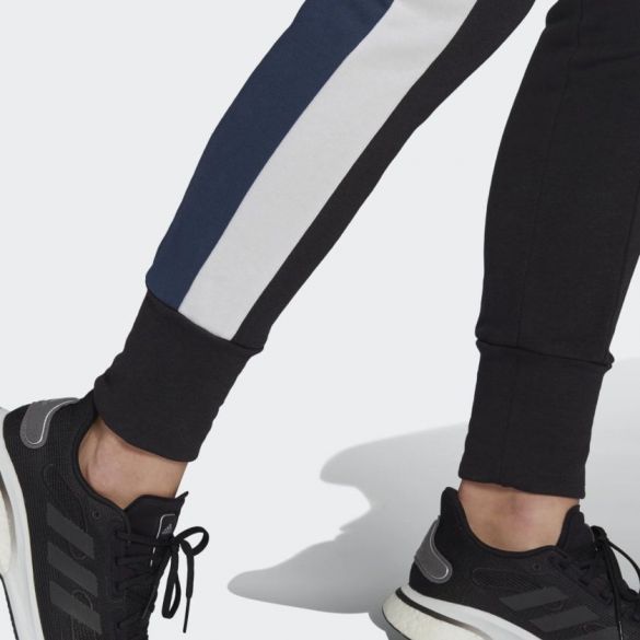 Спортивний костюм Adidas W TS BIG LOGO GL9482_image_6