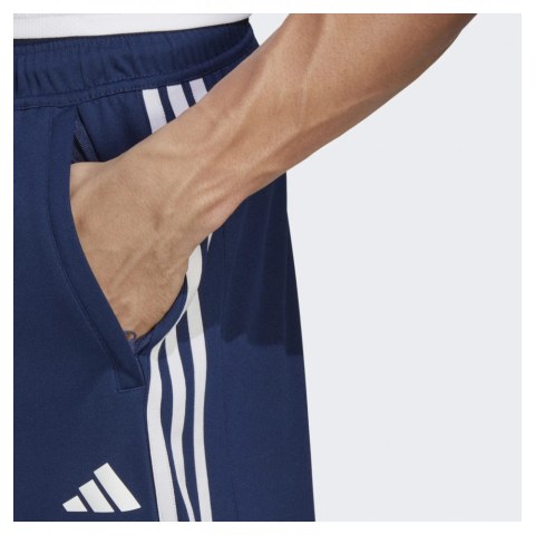 Шорты для тренировок Adidas Train Essentials Piqué 3-Stripes IB8246_image_4