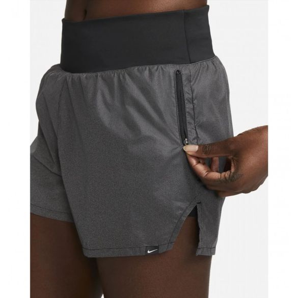 Шорти жіночі Nike 7,5 Cm Run Division DX2948-010_image_3