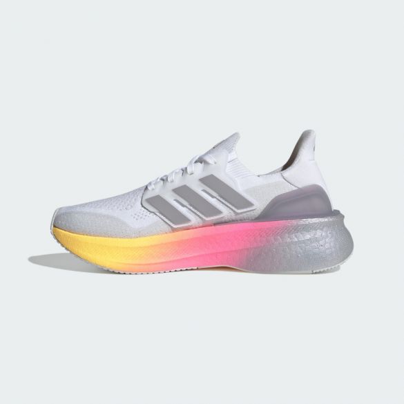 Жіночі кросівки Adidas Ultraboost 5 ID8840_image_3