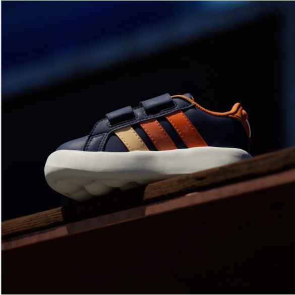 Дитячі кросівки Adidas Disney Mickey Mouse Grand Court JQ8071_image_6