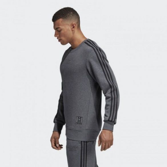 Чоловіча толстовка Adidas Seasonal Special DP5181_image_4