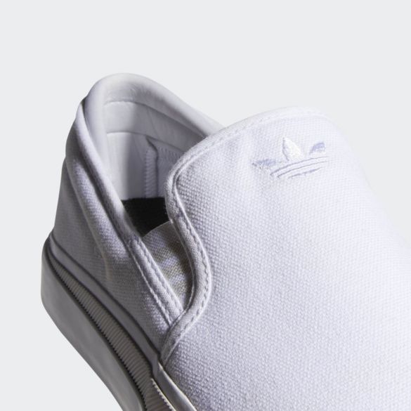 Чоловічі сліпони Adidas Sabalo Slip-On DB3065_image_4