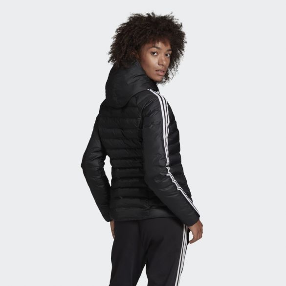 Женская куртка Adidas Slim ED4784_image_4