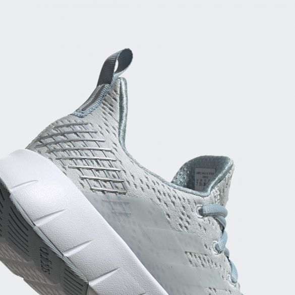 Женские кроссовки Adidas Asweego EE8522_image_6