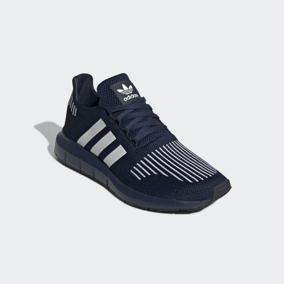 Чоловічі Кросівки Adidas Swift Run EE4445_image_5