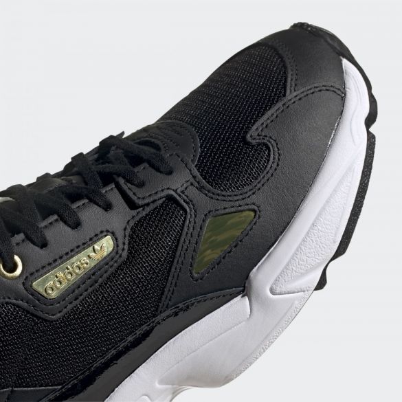 Женские кроссовки Adidas Falcon EF4988_image_8
