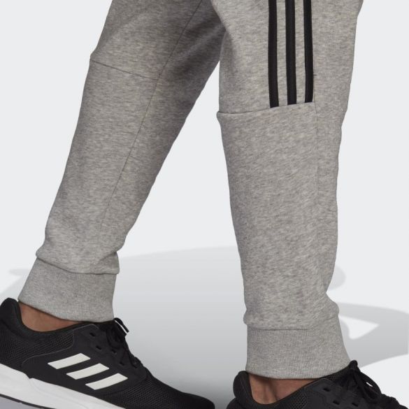 Чоловічі штани Adidas Essentials Fleece Tapered Cuff 3-Stripes GK8976_image_3