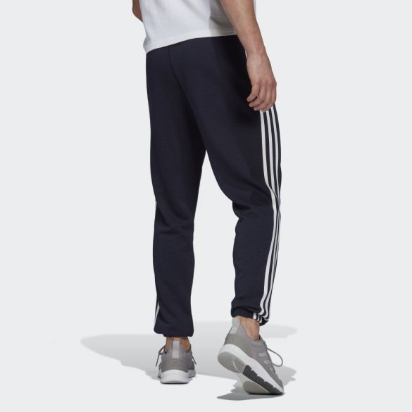 Мужские брюки Adidas Essentials 3-Stripes GK8830_image_2