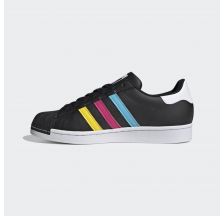 Чоловічі кросівки Adidas Superstar FU9520