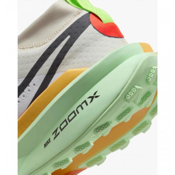 Кросівки чоловічі Nike Zegama 2 Trail Running FD5190-100_image_7