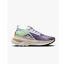 Кросівки жіночі Nike Zegama 2 Trail Running FD5191-502