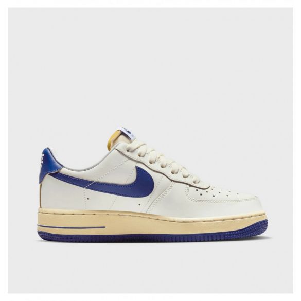 Кросівки жіночі Nike Air Force 1 07 FQ8103-133_image_1