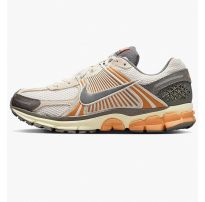 Кросівки чоловічі Nike Zoom Vomero 5 IB7469-030_image_47